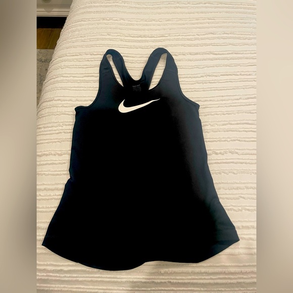 Nike Tank - Picture 1 of 3